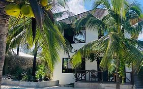 Sand Beach Boutique Apartments